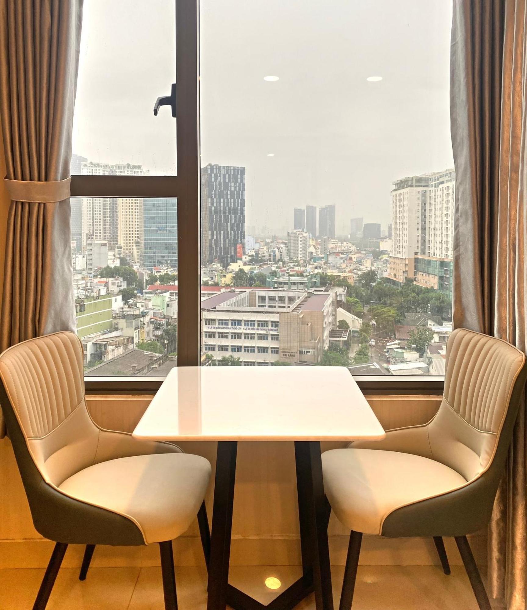 Yourhomes - River Gate Thành Pho Ho Chí Minh Esterno foto